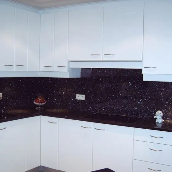 Cuisine sur mesure, réalisation 3, photo 1 sur 2